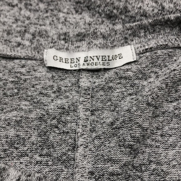 Green Envelope Women’s Green/Gray 3/4 Sleeve Shirt Shark-bite Hem Size 1X - Picture 6 of 6